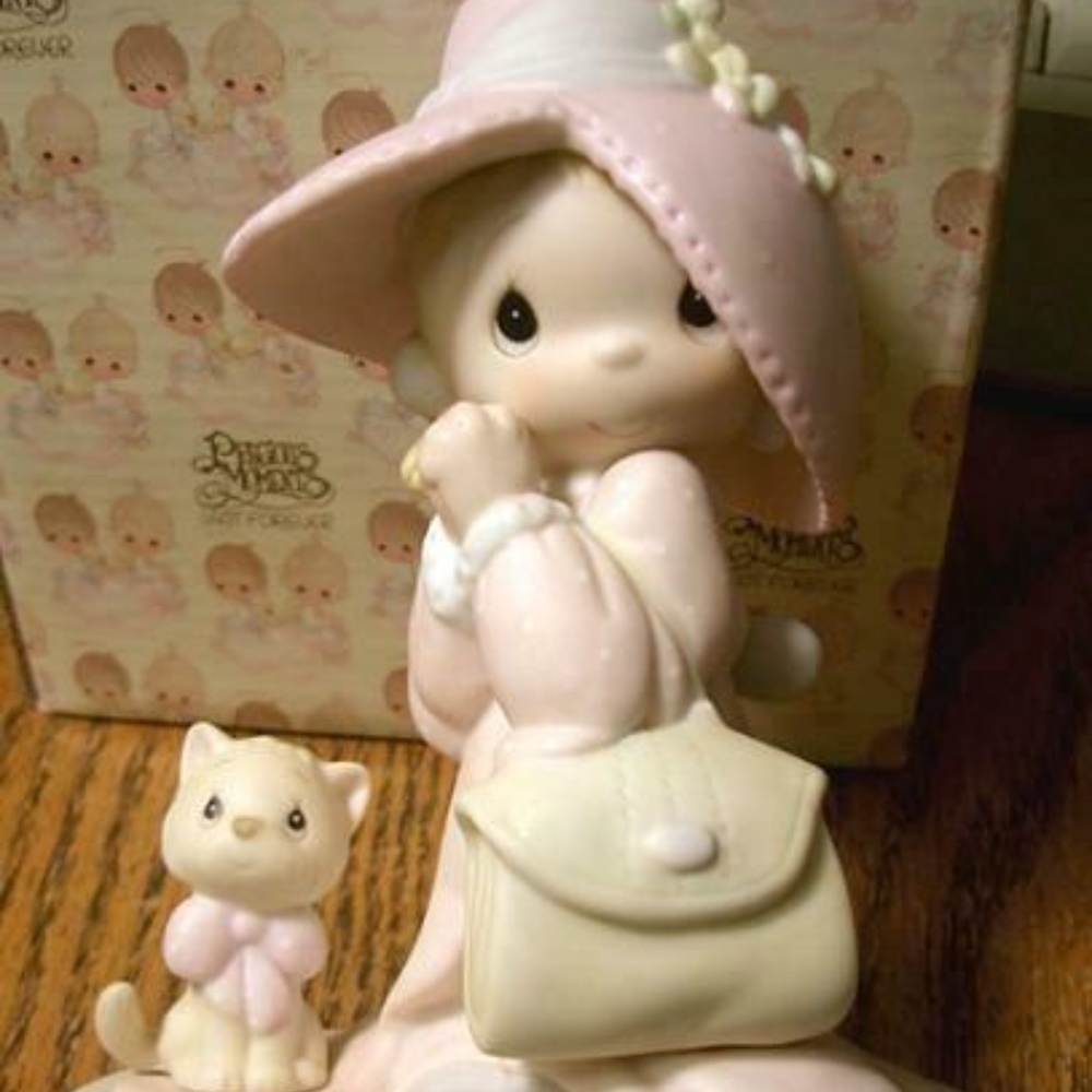 PRECIOUS MOMENTS-To a Very Special Mom